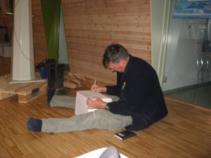 Maarten Loonen working on logistics
